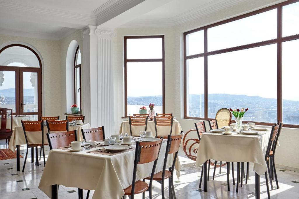 The Hilltop Skyline Hotel Tbilisi Ngoại thất bức ảnh