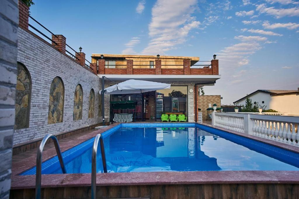 The Hilltop Skyline Hotel Tbilisi Ngoại thất bức ảnh