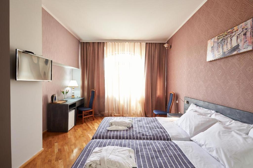 The Hilltop Skyline Hotel Tbilisi Ngoại thất bức ảnh