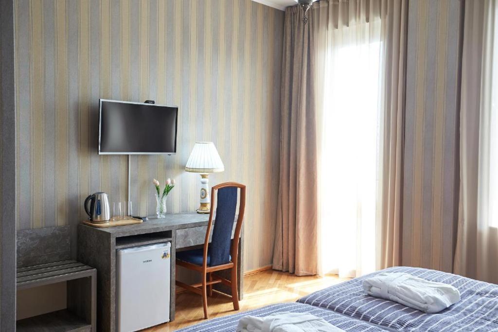 The Hilltop Skyline Hotel Tbilisi Ngoại thất bức ảnh
